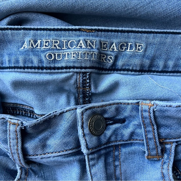 American Eagle Light Wash Jeggings - Size 6 Short - Picture 6 of 10